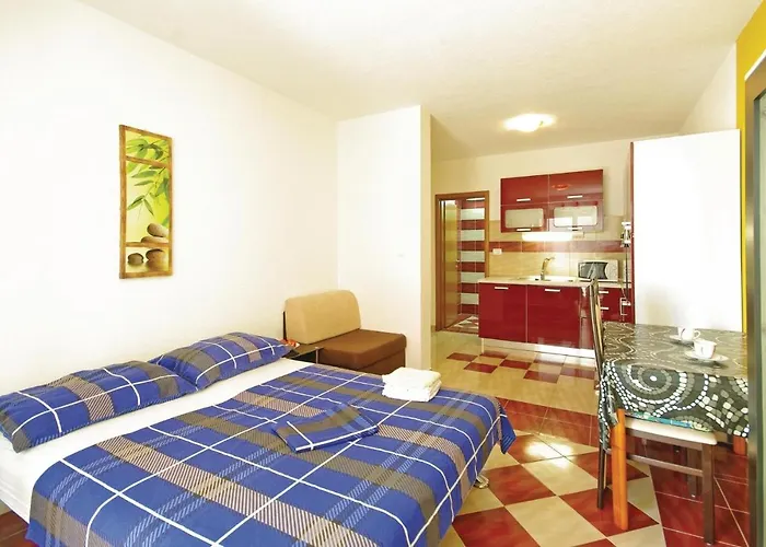 Апартаменти In