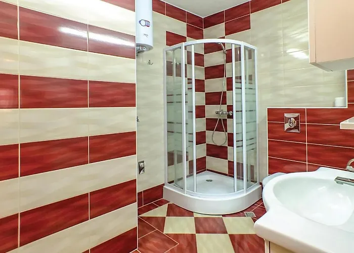 Апартаменти In Макарська